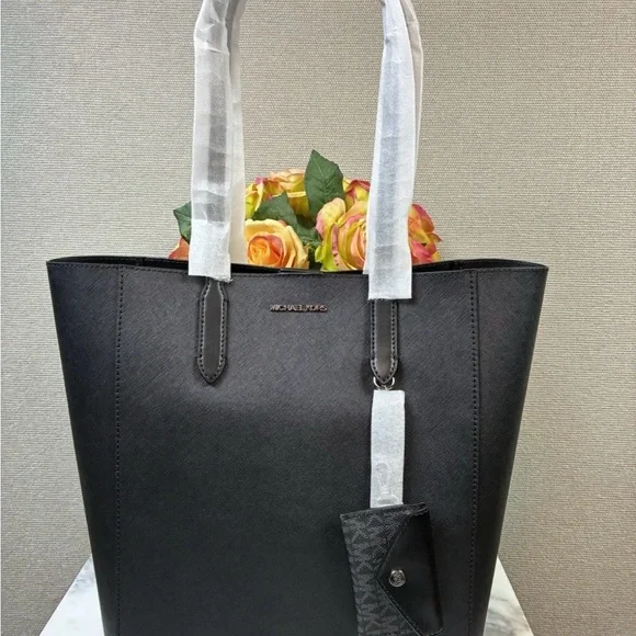 Michael Kors Vincent Large Saffiano Leather Tote Bag With Card Case - Picture 2 of 7